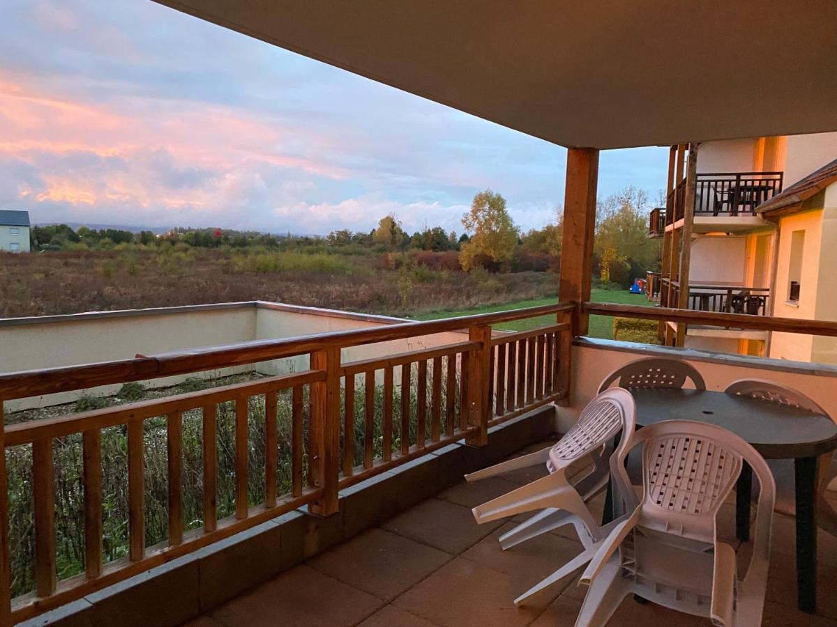 Chez Suzette-Residence-Piscine-Sauna Левернуа Экстерьер фото